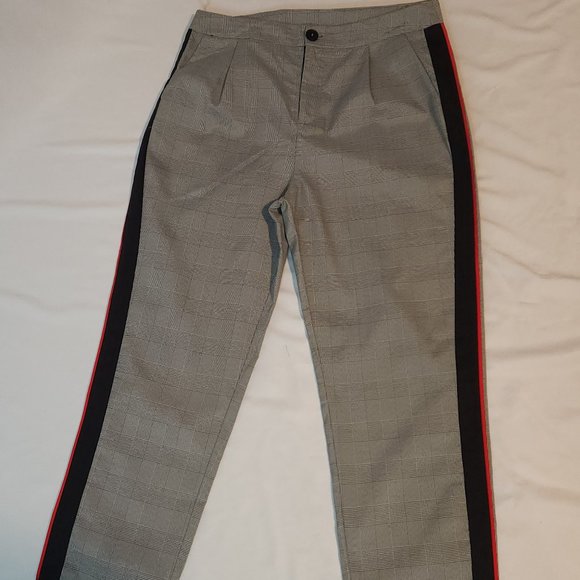 Black and Red Detailed Trouser - Picture 7 of 9